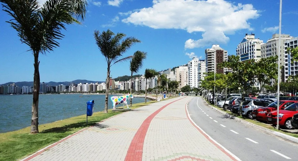 https://grupovivatratamentos.site/wp-content/uploads/2024/04/Avenida-Beira-Mar-Norte-em-Florianopolis-1.webp